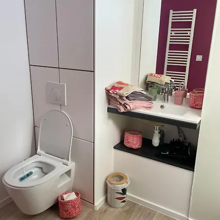 Entre Parentheses Du Lot L'atelier Fine Fleur Apartamento Espalion